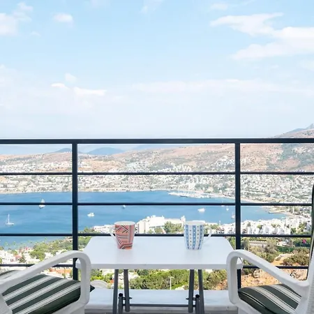 Triplex With Fantastic View In Bodrum فيلة